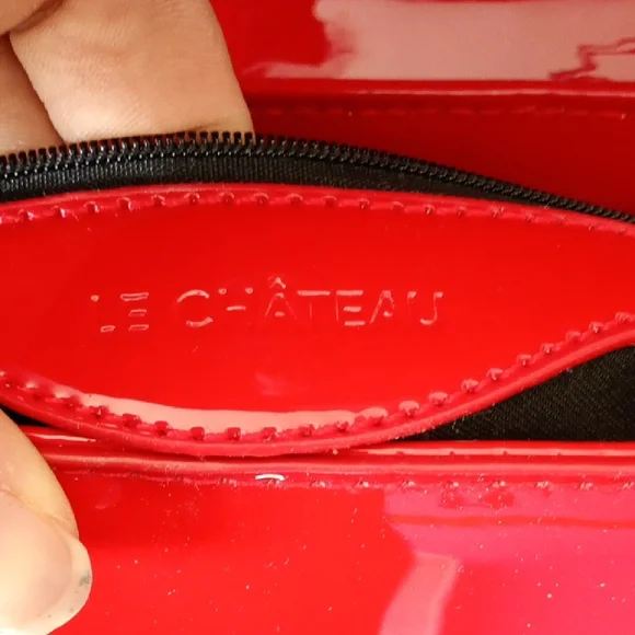 Red Glossy Handbag-Pin-up - Picture 7 of 10